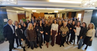 El PP impulsa un ciclo de foros para visibilizar el emprendimiento femenino en Almería con mujeres que inspiran y lideran El PP impulsa un ciclo de foros para visibilizar el emprendimiento femenino en Almería con mujeres que inspiran y lideran