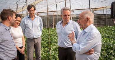 Elías Bendodo denuncia el castigo del Gobierno de Sánchez y Montero a Almería por el bloqueo de infraestructuras hídricas