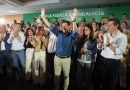 Moreno: “Nos vamos a dejar la piel para que Andalucía siga en la vía del progreso, del futuro y la moderación gracias a una mayoría suficiente” 