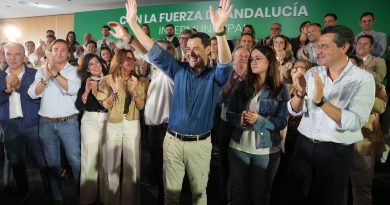 Moreno: “Nos vamos a dejar la piel para que Andalucía siga en la vía del progreso, del futuro y la moderación gracias a una mayoría suficiente” 