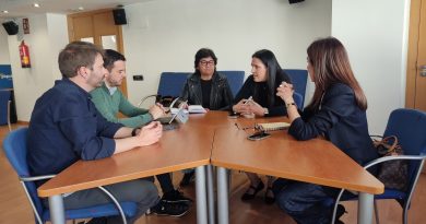 El PP de Almería mantiene un encuentro con Asaler para abordar las necesidades de los emigrantes retornados