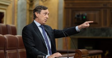 Hernando defiende la limpieza del sistema electoral y exige responsabilidades políticas por la corrupción que rodea al Gobierno