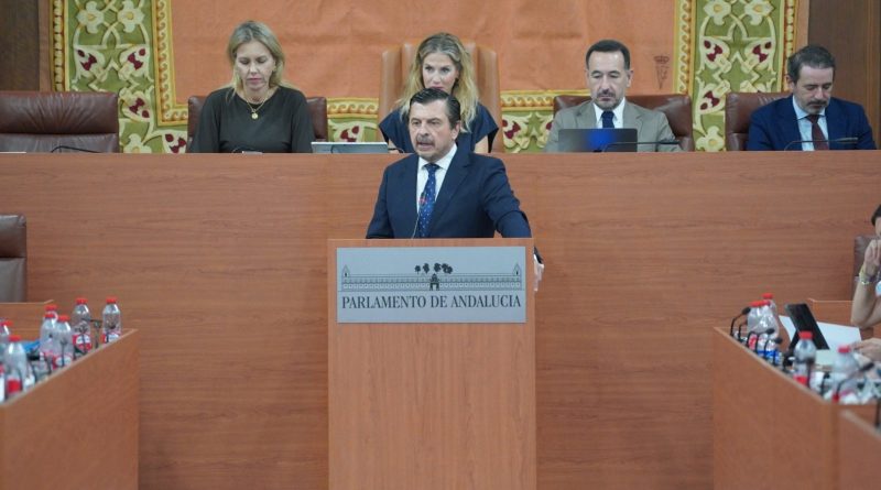 Toni Martín defiende cooperación y lealtad entre administraciones en las emergencias y ve “miserable” que la izquierda siembre dudas sobre la gestión del incendio en Los Gallardos
