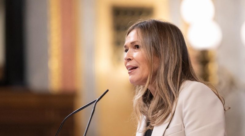 Ana Martínez Labella exige al Gobierno que no vuelva a dejar a Almería con una sola conexión ferroviaria con Madrid