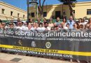 FOTONOTICIA: CONCENTRACIÓN CUARTEL DE ROQUETAS DE MAR