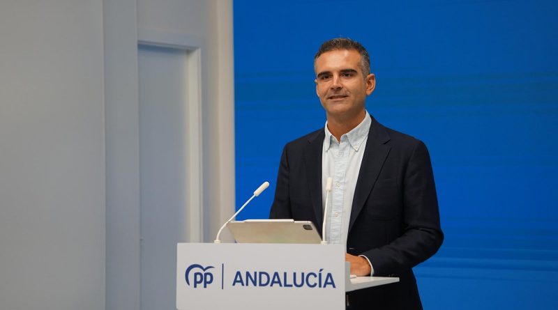 Fernández-Pacheco destaca que el equipo de delegados de la Junta reforzará la defensa de los intereses de la provincia de Almería
