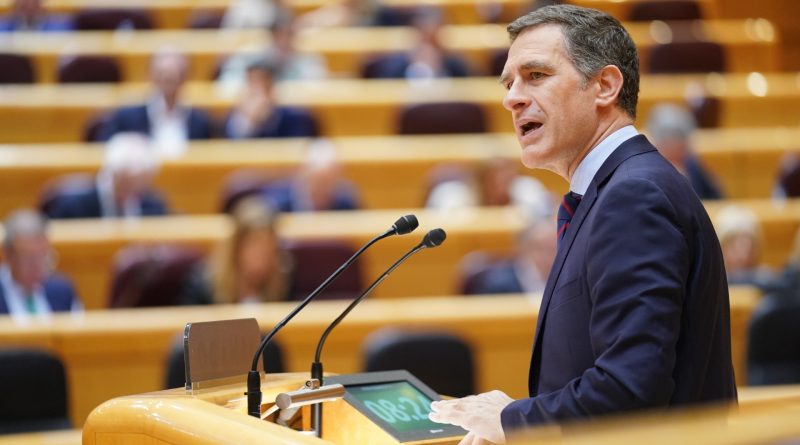 Castellón denuncia los continuos cortes de luz en el Almanzora y exige al Gobierno de Sánchez reforzar la red eléctrica en la provincia