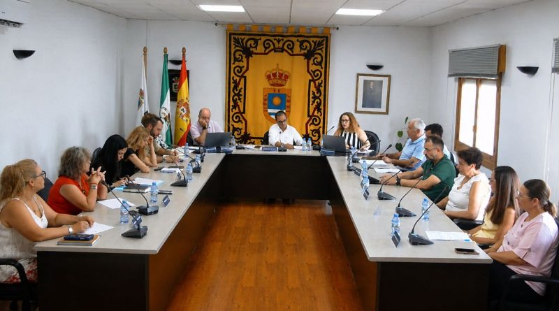 El PP de La Mojonera denuncia el “fracaso político” del alcalde tras retirar los presupuestos municipales