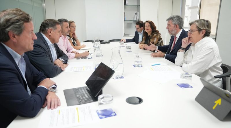 El PP exige aplicar el plan Feijóo de desgravación fiscal, IVA ´0´ al pescado, conservas y alimentos básicos y aumentar las ayudas al gasóleo a la flota pesquera
